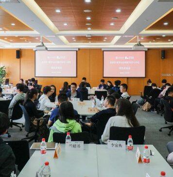 上海交通大学安泰经管学院首届经济学-数学与应用数学双学士学位项目启动会召开