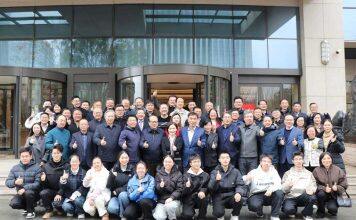 南京大学2025年度无锡校友奖助学金颁奖仪式举行